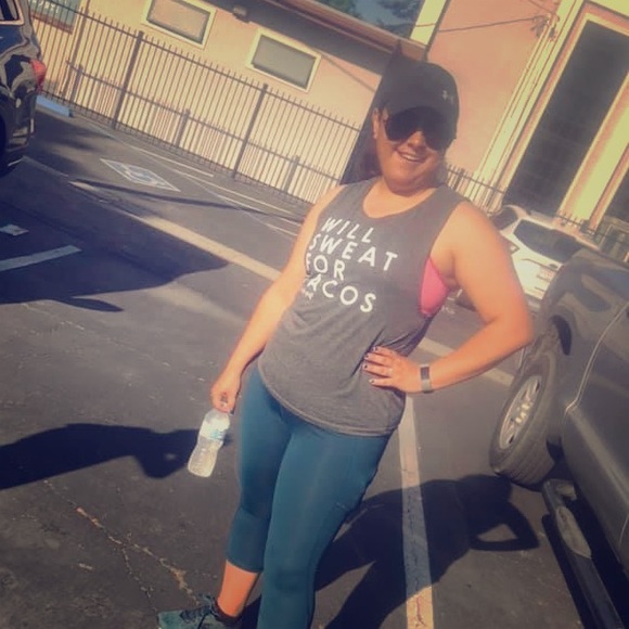 Meet your Posher, Leticia - Picture 1 of 1